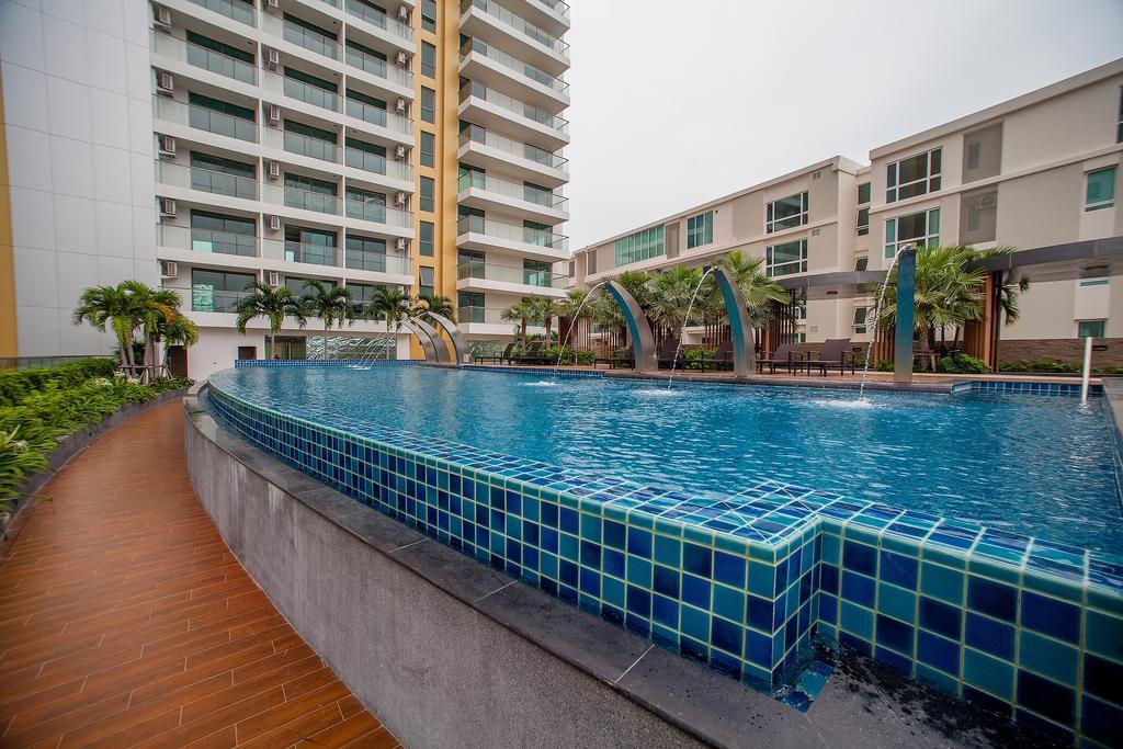 Peak Towers Condominium Pattaya Exterior foto